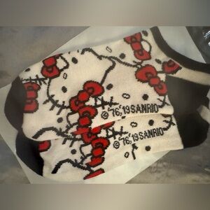 Sanrio Hello Kitty cuteness ankle Socks - NWT in  plain plastic